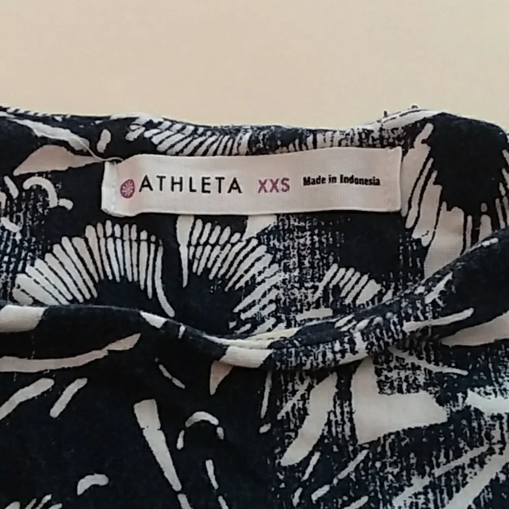 Athleta Sleeveless High Neck Abstract Floral Print Shift Dress Navy XXS